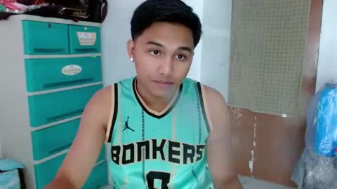 Snapshot of sweetlilly_18 chatting on December 2024 02:05:02 PM Lilly online show from December 2024 02:05:02 PM