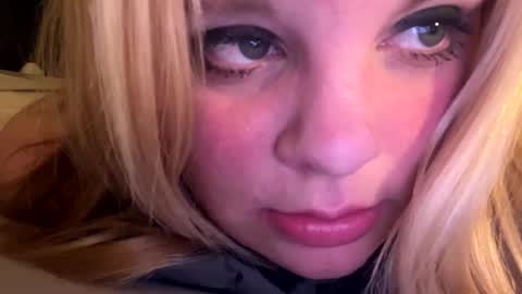 Lisa  online show from January 2025 12:13:02 AM