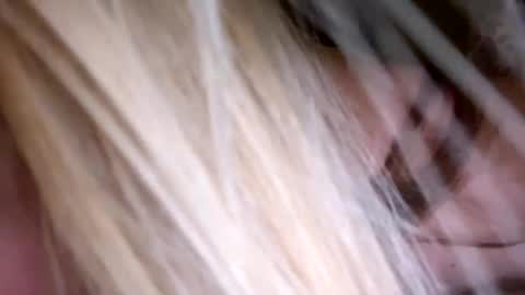 Lisa  online show from December 2025 12:33:02 PM