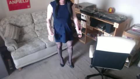 sweetlouise69 online show from December 2024 02:01:01 PM