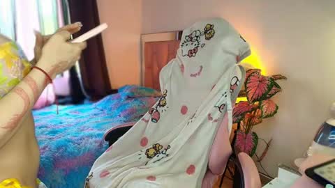 SweetLune online show from June 2026 03:02:01 PM
