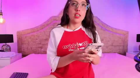 Snapshot of sweetlyundone chatting on June 2026 08:03:01 PM sweetlyundone online show from June 2026 08:03:01 PM