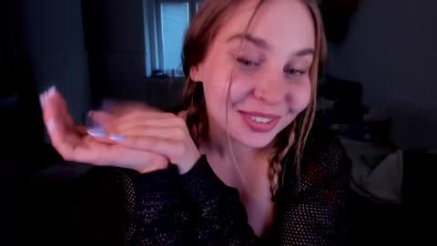 Snapshot of sweetmila1 chatting on February 2025 02:46:01 PM Mila online show from February 2025 02:46:01 PM