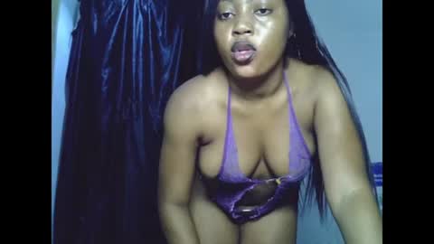 sweetmila9 online show from July 2026 07:00:01 AM
