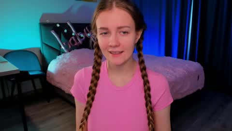 Swetmilkis online show from February 2025 08:56:02 AM