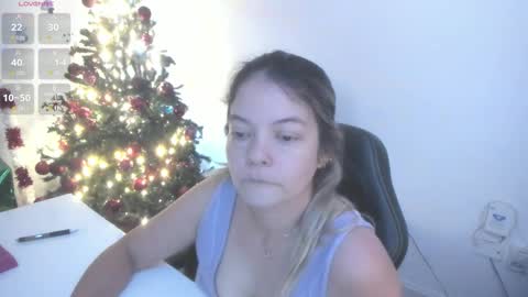 Monic online show from December 2025 05:44:02 PM