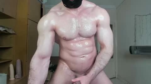 Snapshot of sweetmuscles_boy chatting on May 2026 03:23:02 AM Lorenzo online show from May 2026 03:23:02 AM