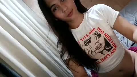 sweetnaughty_mary online show from July 2026 10:51:02 PM