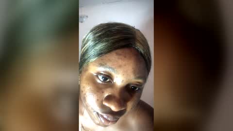 Snapshot of sweetness755325 chatting on December 2025 01:19:01 PM sweetness755325 online show from December 2025 01:19:01 PM