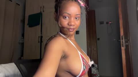 sweetnia754136 online show from July 2026 04:53:02 PM