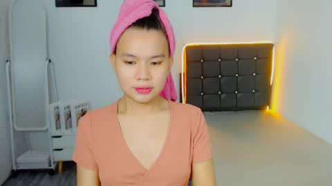 Ghena online show from May 2026 02:57:02 PM