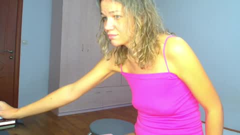 Veronica and Alex online show from October 2025 03:29:02 AM