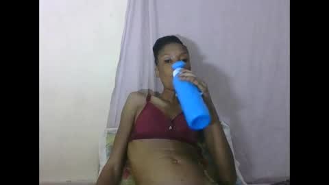 ESTHER online show from May 2026 06:47:02 PM