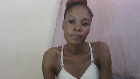 ESTHER online show from June 2026 07:00:01 AM