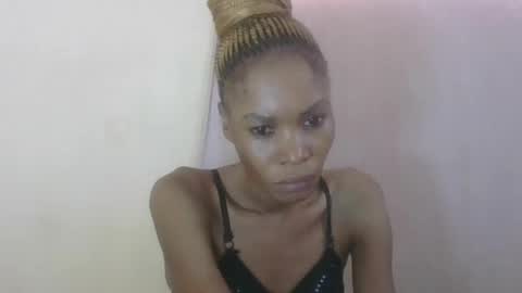 ESTHER online show from July 2026 07:01:02 AM