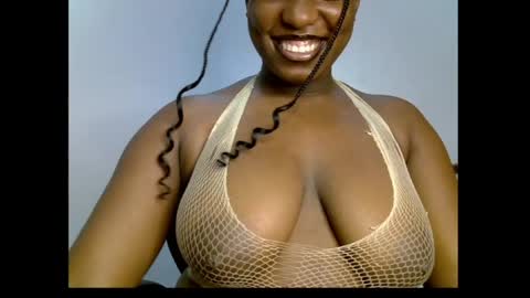 Snapshot of sweetpetitgirl chatting on April 2026 08:20:01 PM LILY BRANDY online show from April 2026 08:20:01 PM