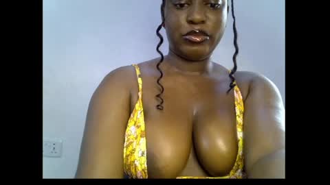 Snapshot of sweetpetitgirl chatting on April 2026 07:44:02 AM LILY BRANDY online show from April 2026 07:44:02 AM
