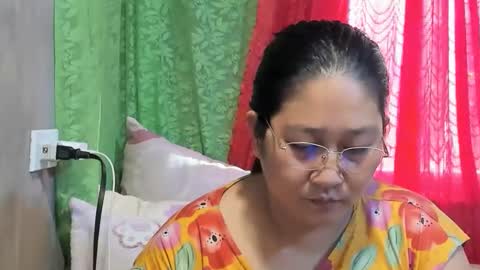 Snapshot of sweetpilipina88 chatting on June 2026 11:16:02 PM MIA online show from June 2026 11:16:02 PM