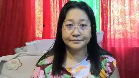 Snapshot of sweetpilipina88 chatting on June 2026 02:22:02 AM MIA online show from June 2026 02:22:02 AM