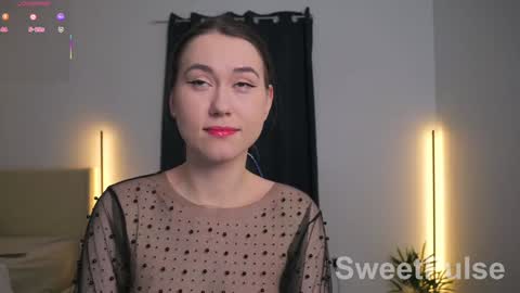 Snapshot of sweetpulse_ chatting on January 2026 05:48:02 PM Rose online show from January 2026 05:48:02 PM