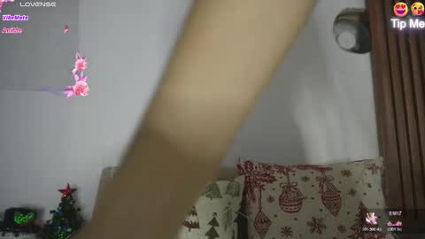 Snapshot of sweetpussyhot_ chatting on December 2025 09:44:01 PM Hello Welcome Im here from WEDNESDAY to SUNDAY 430am to 830am and 3 to 7 timeMONDAY and TUESDAY i rest online show from December 2025 09:44:01 PM