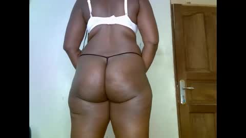 Snapshot of sweetrenne chatting on March 2025 07:51:02 AM sweetrenne online show from March 2025 07:51:02 AM