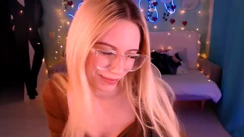 sweetrichal online show from February 2025 01:15:01 AM