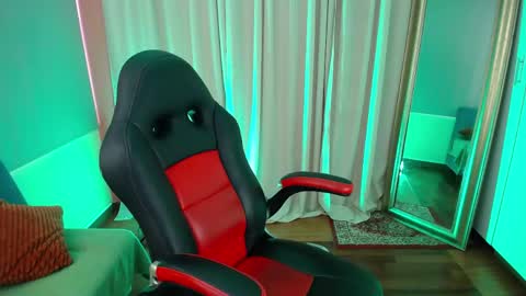 Rubi online show from April 2026 07:41:01 PM