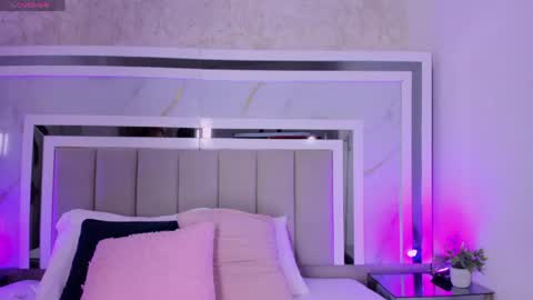 sweetsalome_01 online show from June 2026 12:54:02 PM