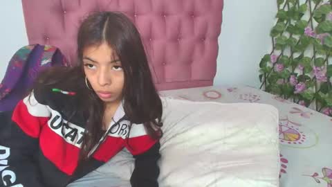sweetscaarlett online show from May 2026 01:52:02 PM