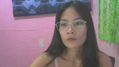 Snapshot of sweetsexygirl20 chatting on November 2025 02:32:01 AM Mia online show from November 2025 02:32:01 AM