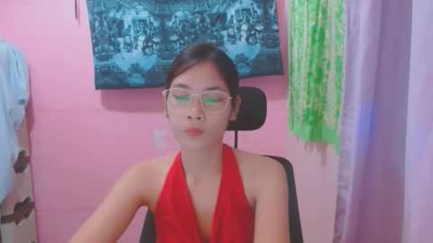Mia online show from May 2026 12:34:02 PM