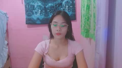Mia online show from June 2026 04:57:01 AM
