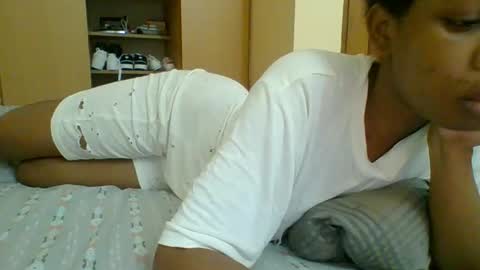 sweetshilah online show from October 2025 03:17:01 AM