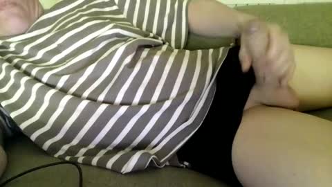 sweetsinner83 online show from May 2026 09:09:02 PM