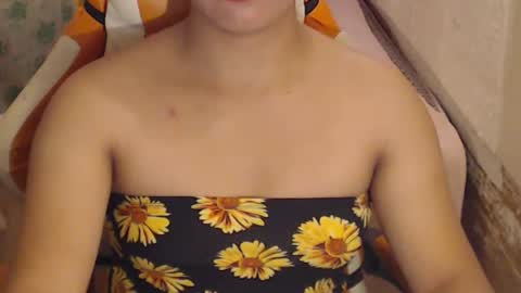 Snapshot of sweetsofia24 chatting on January 2025 04:43:01 PM Sofia online show from January 2025 04:43:01 PM