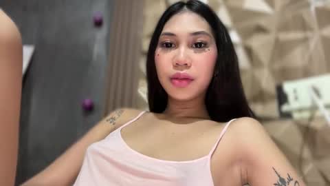 yanny online show from September 2025 04:06:02 PM