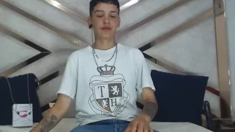 sweetsubmissive rs online show from April 2026 04:03:02 AM