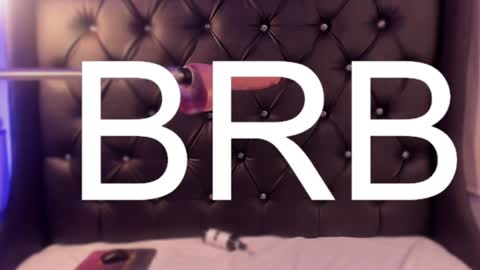 Snapshot of sweett_katty_ chatting on December 2024 11:05:01 PM 1430 - 22-00 online show from December 2024 11:05:01 PM