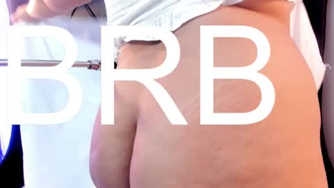 Snapshot of sweett_katty_ chatting on February 2025 12:04:02 AM 1430 - 22-00 online show from February 2025 12:04:02 AM