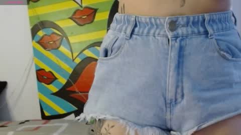 IG  valeen mo Vale   My schedule  Monday to Friday900 am - 300 pm  online show from December 2024 03:48:02 PM