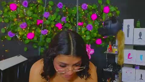 Molly -  INDEPENDENT MODEL online show from July 2026 09:35:02 PM