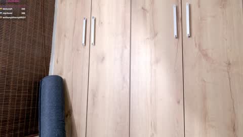 Snapshot of sweett_petite chatting on January 2025 11:28:01 PM online show from January 2025 11:28:01 PM