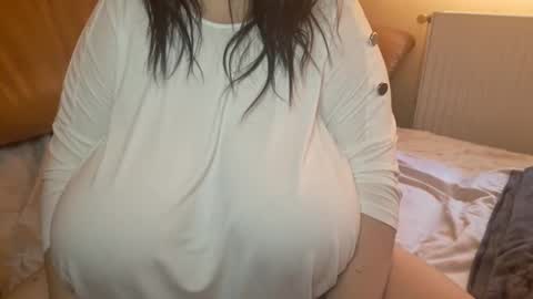 Maya online show from February 2025 01:37:02 PM