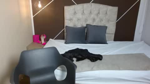 Snapshot of sweettscarlet chatting on September 2025 11:56:02 AM Scarlet online show from September 2025 11:56:02 AM