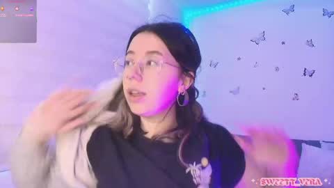 Snapshot of sweettvera_ chatting on April 2026 12:44:02 PM Veronica Independent Model online show from April 2026 12:44:02 PM