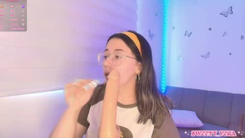Snapshot of sweettvera_ chatting on May 2026 02:45:01 PM Veronica Independent Model online show from May 2026 02:45:01 PM