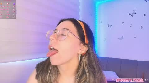 Snapshot of sweettvera_ chatting on May 2026 01:30:02 PM Veronica Independent Model online show from May 2026 01:30:02 PM