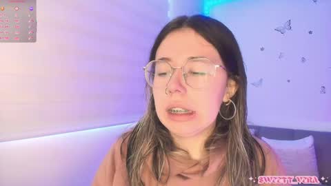 Snapshot of sweettvera_ chatting on May 2026 01:18:01 PM Veronica Independent Model online show from May 2026 01:18:01 PM