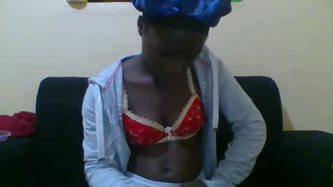 sweetvallerie online show from October 2025 06:45:02 PM